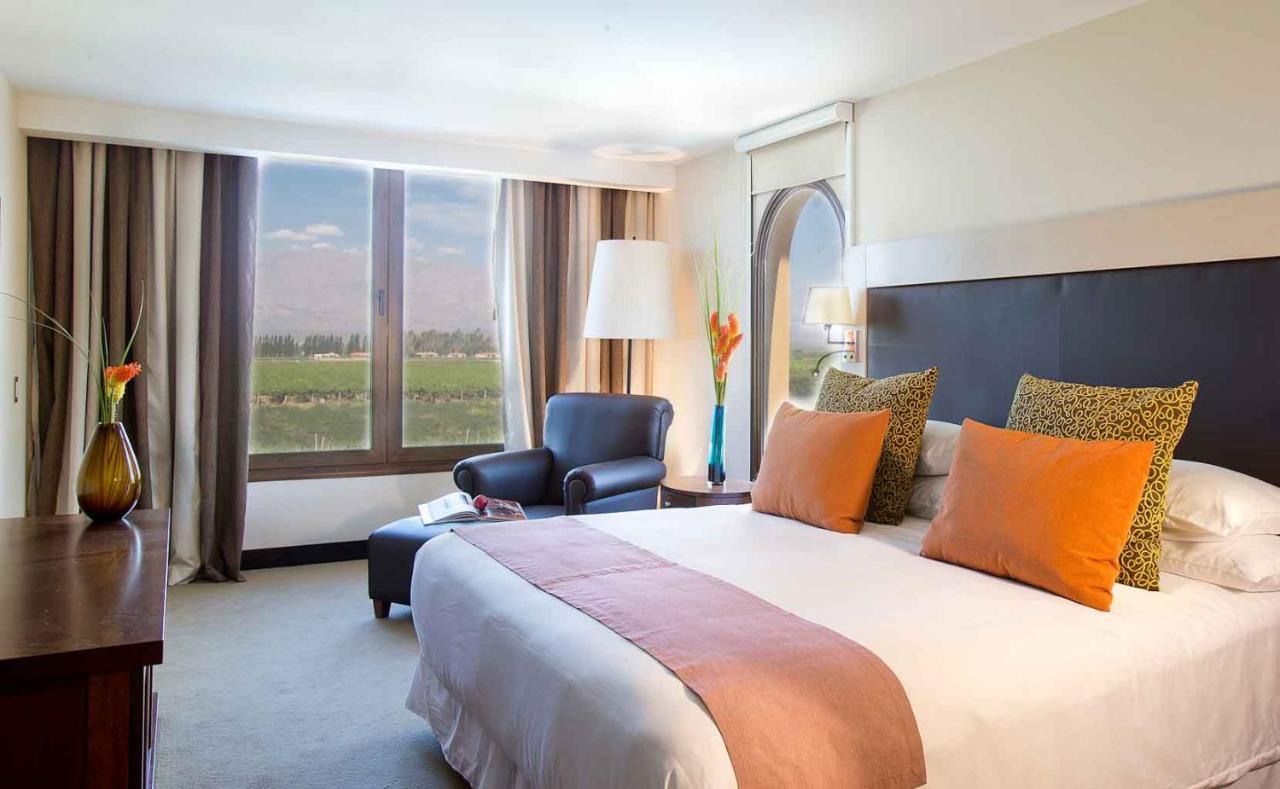 Hotel Grace Cafayate Exterior foto A room at the hotel